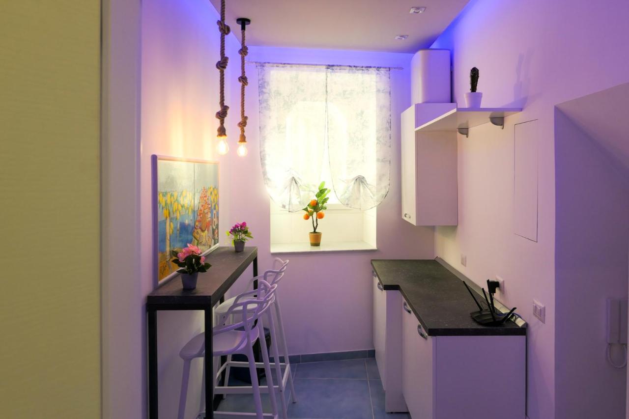 Cristianzerotre Suite Naples Luaran gambar