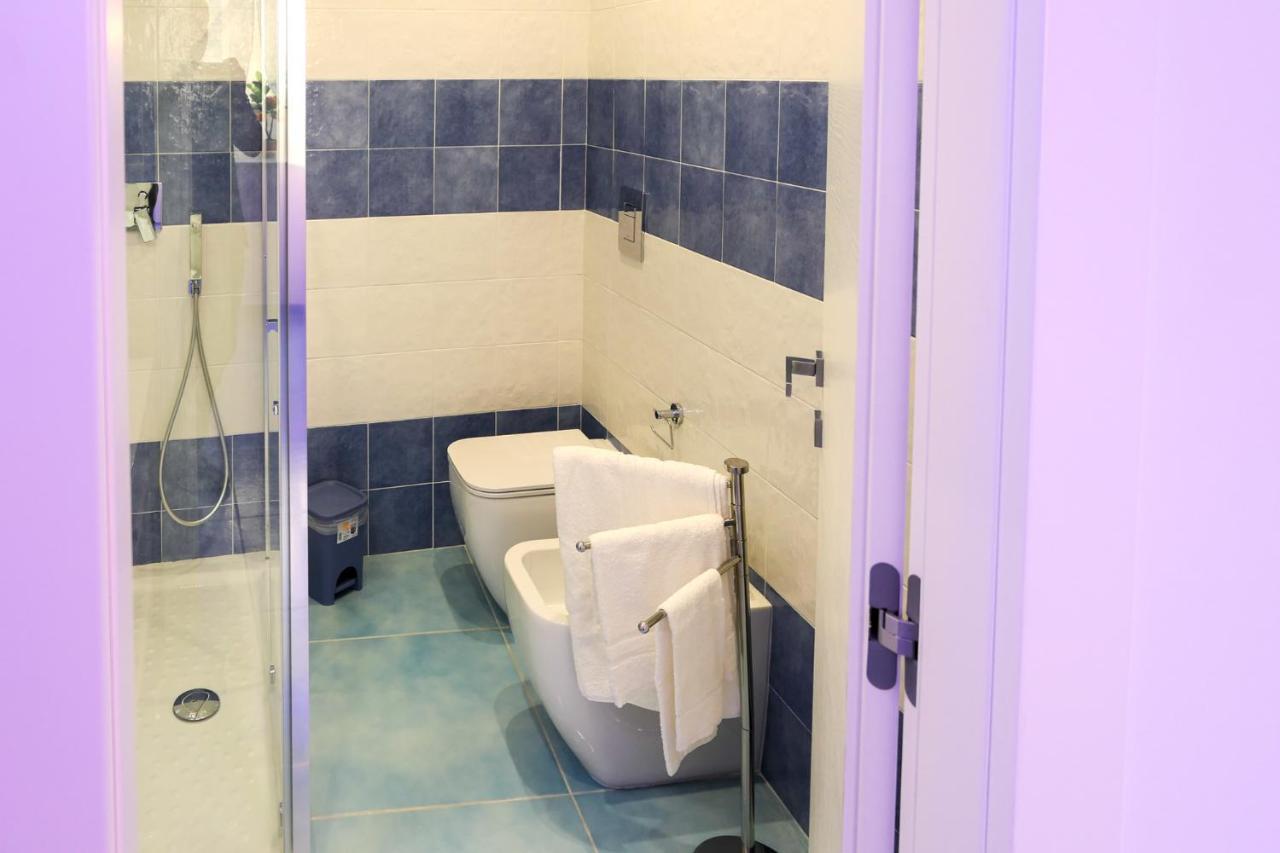 Cristianzerotre Suite Naples Luaran gambar